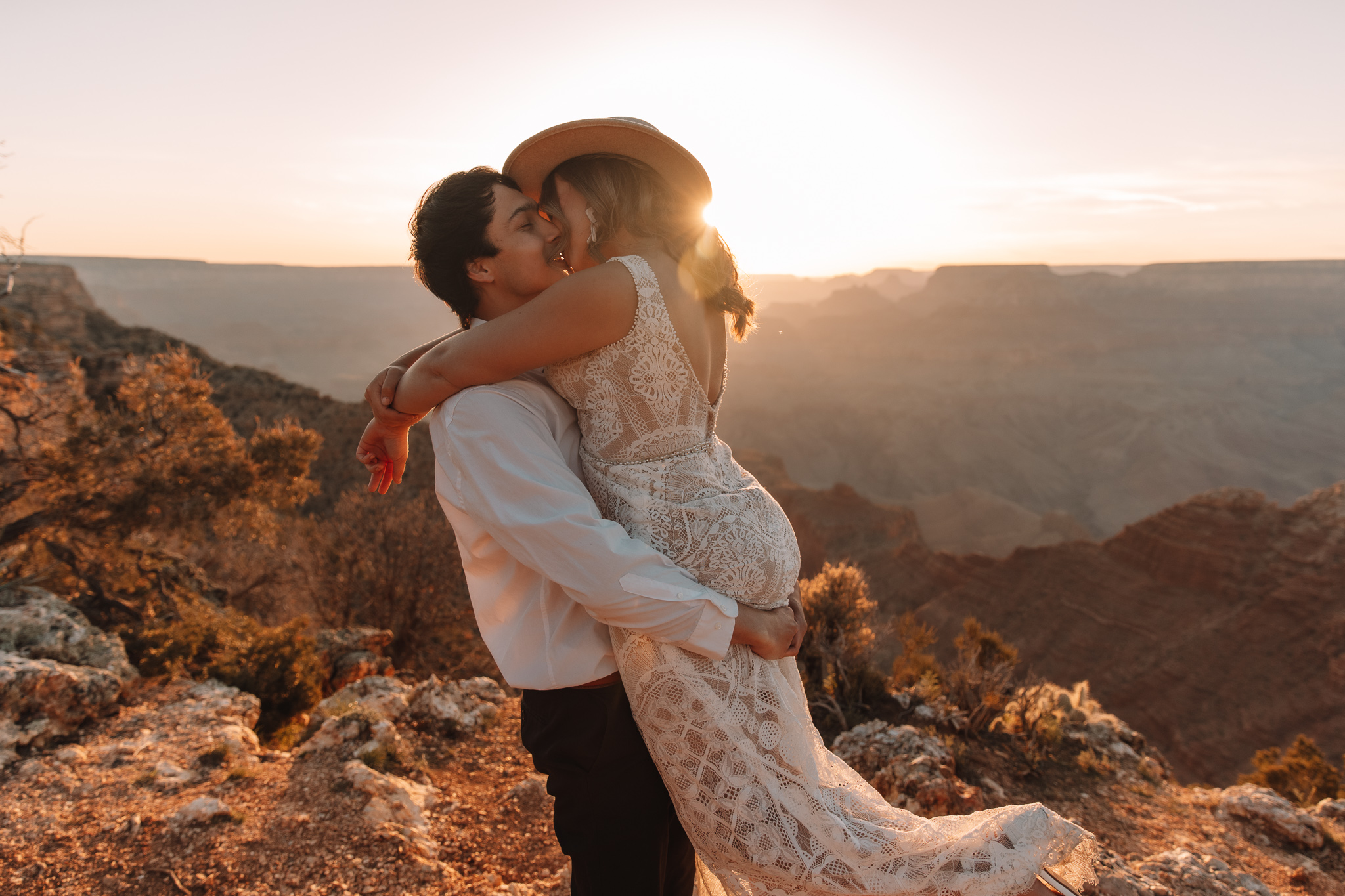 Grand Canyon elopement couple at Navajo point taken by Elopement photographer Heidi Straus