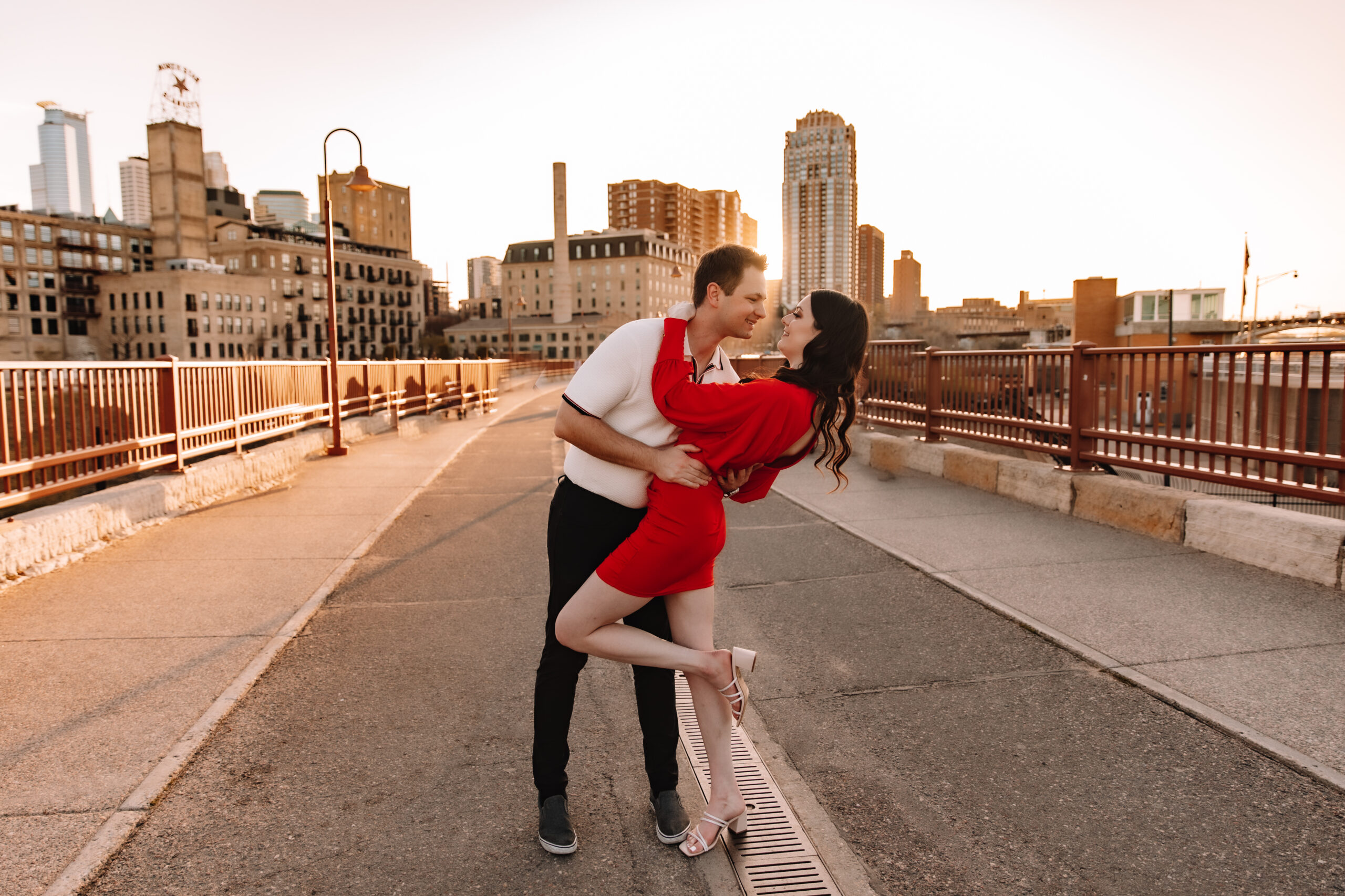 Minnesota engagement couple at the Stone Arch Bridge in Downtown Minneapolis
