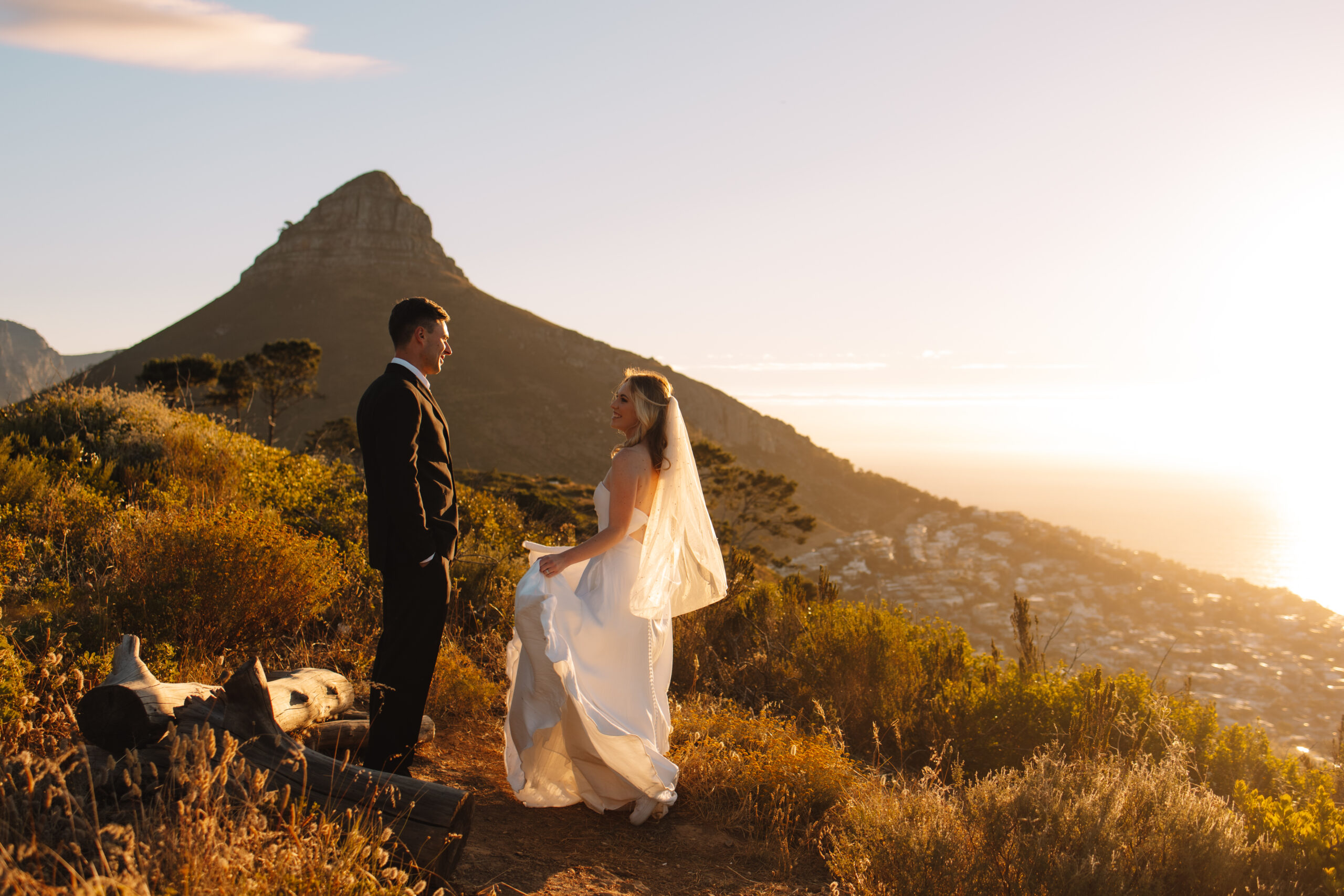 South African wedding elopement couple on Signal Hill