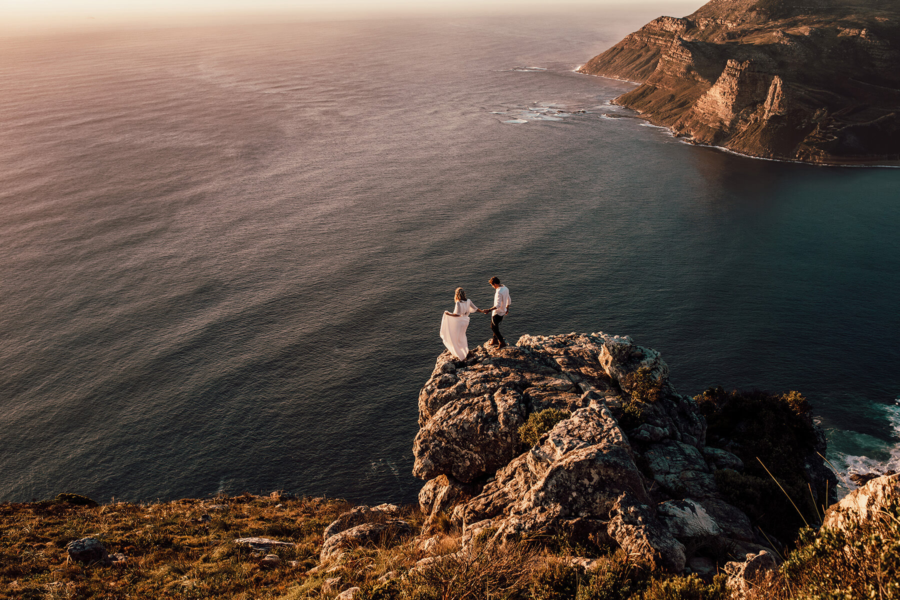 Cape Town Elopement couple at Chapman's peak in South Africa