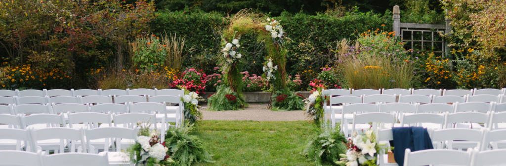 Minnesota Landscape Arboretum- An affordable wedding venue in Minnesota